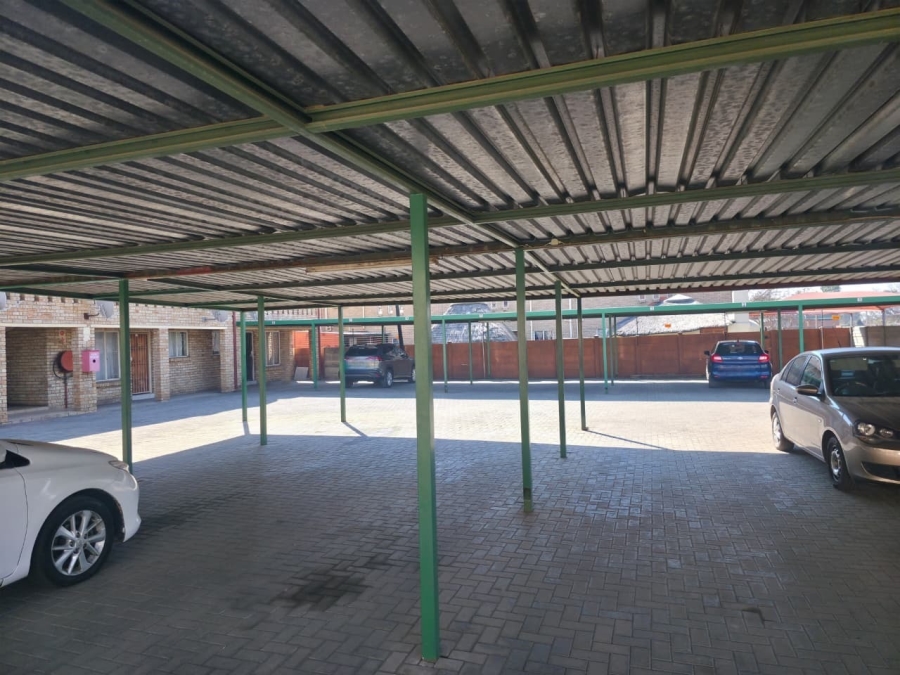 3 Bedroom Property for Sale in Rustenburg Central North West